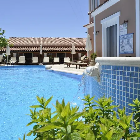イン Angels Pool And 2*